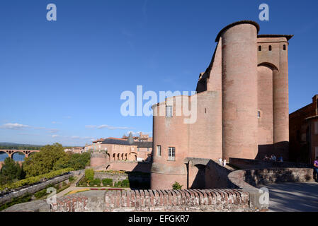 Palais De La Berbie Palast oder Bischofspalast jetzt das Toulouse-Lautrec Museum Albi Tarn Frankreich Stockfoto