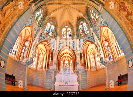 Spanien, Castilla-León: Innenraum der Kapelle in Gaudí´s Palacio Episcopal in Astorga Stockfoto