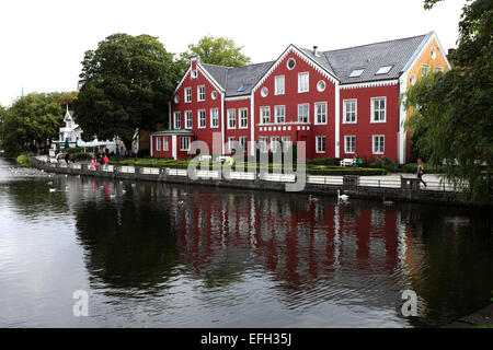 Das Breiavatnet See, Byparken, Stavanger Town, Western Fjorde, Norwegen, Skandinavien, Europa Stockfoto