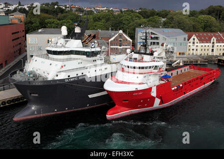 Schiffe in der Vagen, Hafen von Stavanger, Stavanger Town, Western Fjorde, Norwegen, Skandinavien, Europa. Stockfoto