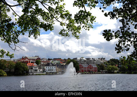 Das Breiavatnet See, Byparken, Stavanger Town, Western Fjorde, Norwegen, Skandinavien, Europa Stockfoto