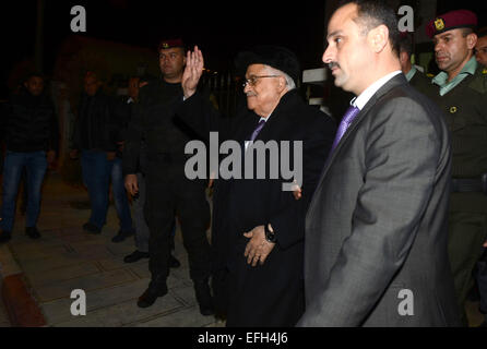 Ramallah, Westjordanland, Palästinensische Gebiete. 4. Februar 2015. Der palästinensische Präsident Mahmoud Abbas besucht das palästinensische Intelligenz Hauptquartier, in der Westbank Ramallah, 4. Februar 2015 © Thaer Ganaim/APA Bilder/ZUMA Draht/Alamy Live News Stockfoto