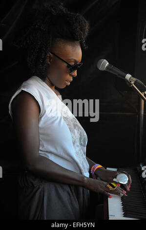 Camp Bestival 2014 - Day mit zwei: Laura Mvula Where: Dorset, Vereinigtes Königreich bei: 30. Juli 2014 Stockfoto