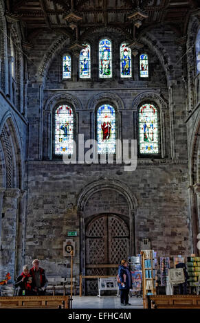 St Davids Cathedral (Welsh Eglwys Gadeiriol Tyddewi), befindet sich in St. Davids in der Grafschaft Pembrokeshire Stockfoto