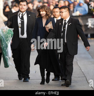 Hollywood, Kalifornien, USA. 4. Februar 2015. Schauspielerin Lauren Cohan, aus dem Fernsehen Programm Walking Dead, kommt bei Jimmy Kimmel Live! in Hollywood am Mittwoch Nachmittag. Bildnachweis: David Bro/ZUMA Draht/Alamy Live-Nachrichten Stockfoto