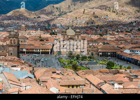 Luftbild von der Plaza de Armas der Stadt Cuzco in den peruanischen Anden Perus Stockfoto