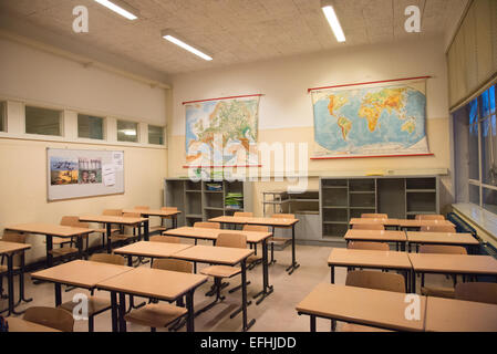 leere Geographie-Unterricht in der Schule in den Niederlanden Stockfoto