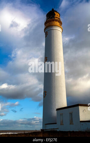 Barns Ness Leuchtturm steht an der Mündung des Flusses Forth in der Nähe von Dunbar, ungefähr 20 Meilen östlich von Edinburgh, Schottland. Stockfoto