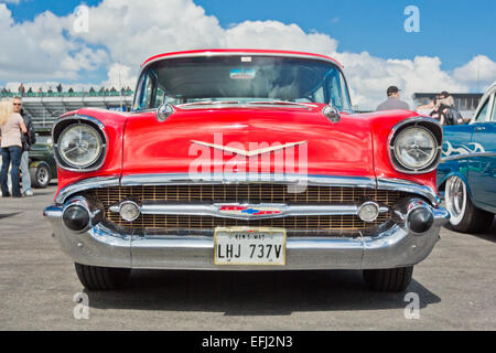 NORTHAMPTONSHIRE, UK - Juli 15: ein roter Vintage Chevrolet Bel Air in eine Show und Shine Wettbewerb auf den Dragstalgia klassischen amerik. Stockfoto