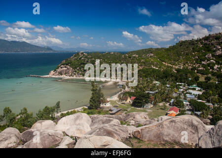 Kleiner Steg der Thai Sao Bien in Cam Ranh Bay, Nha Trang, Vietnam Stockfoto