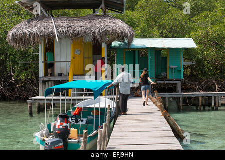 Restaurant in Crawl Cay - Cayo Coral. Boca del Drago. Bocas del Toro. Panama. Eines der berühmtesten Plätze zum Schnorcheln in Bocas de Stockfoto