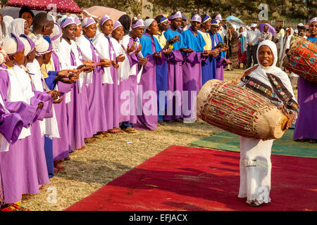 Timkat (Epiphanie) feiern, Jinka Stadt der Omo-Tal, Äthiopien Stockfoto