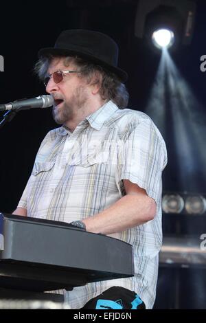 Camp Bestival 2014 - Tag 4 Mitwirkende: Chas Hodges wo: Lulworth, Vereinigtes Königreich bei: 3. August 2014 Stockfoto