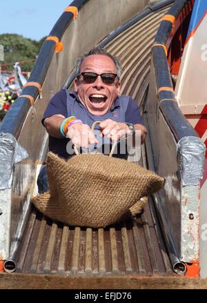 Camp Bestival 2014 - Tag 4 Mitwirkende: Warwick Davis wo: Lulworth, Vereinigtes Königreich bei: 3. August 2014 Stockfoto