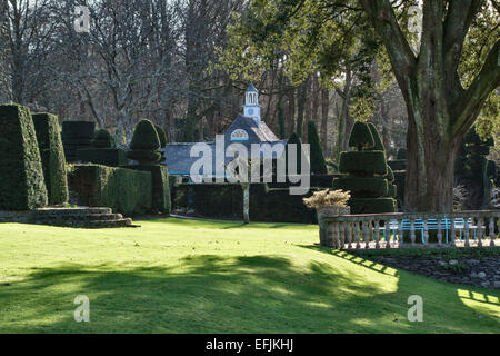 Plas Brondanw, Wales, Großbritannien. Der formale italienische Garten im Haus von Clough Williams-Ellis, Architekt des nahegelegenen Portmeirion Stockfoto