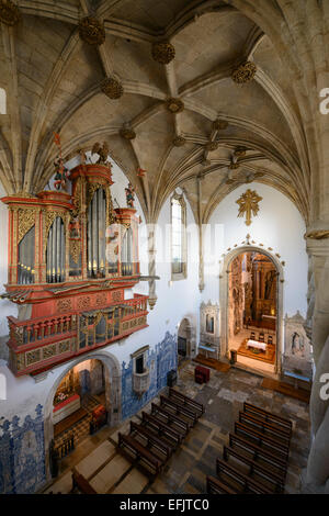 18. Jahrhundert barocke Orgel in der Kirche Igreja de Santa Cruz in Coimbra, Portugal Stockfoto