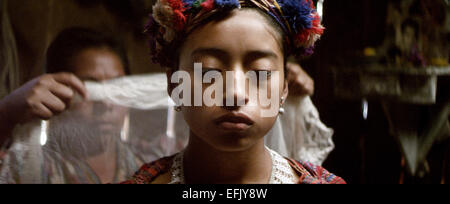 Eine undatiertes Handout Bild zeigt Schauspieler Maria Mercedes Coroy und Maria Telon in ein Standbild aus dem Film "Ixcanul Vulkan" von Regisseur Jayro Bustamante. Der Film werden im offiziellen Wettbewerb der 65. jährlichen Berliner Filmfestspiele "Berlinale", das von 05 bis 15. Februar 2015 läuft präsentiert. Foto: LA CASA DE PRODUCCI'N/BERLINALE/Dpa - obligatorische CREDIT/NO Vertrieb/Nutzung nur bis 15 März 2015 HANDOUT nur zur redaktionellen Nutzung - keine Nutzung ON soziale Netzwerke wie TWITTER, FACEBOOK, GOOGLE - Stockfoto