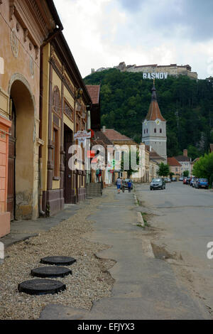 Rosenau-Festung auf dem Hügel über Rosenau, Siebenbürgen, Rumänien Stockfoto