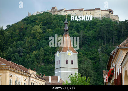 Rosenau-Festung auf dem Hügel über Rosenau, Siebenbürgen, Rumänien Stockfoto