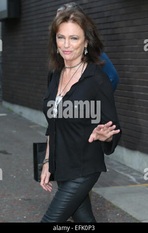 Jacqueline Bisset außerhalb ITV Studios mit: Jacqueline Bisset Where: London, Vereinigtes Königreich bei: 4. August 2014 Stockfoto