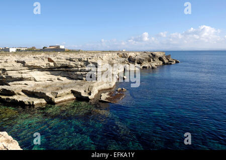 die schöne Aussicht in der Nähe von Cala Rossa in Insel Favignana Stockfoto