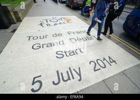 Leeds, Yorkshire. 5. Juli 2014. Malte-Gehsteig markiert den Beginn der Tour de France in Leeds Stockfoto