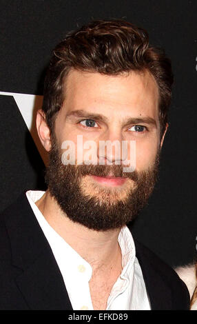 New York, USA. 6. Februar 2015. Schauspieler JAMIE DORNAN besucht die "Today" Show gehosteten Fan erste Vorführung von "Fifty Shades of Grey" im Ziegfeld Theater statt. Bildnachweis: Nancy Kaszerman/ZUMAPRESS.com/Alamy Live-Nachrichten Stockfoto