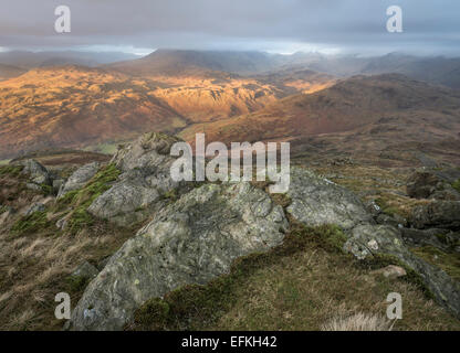 Blick über Eskdale und Hardknott aus Harter fiel, englischen Lake District Nationalpark Stockfoto