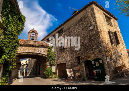 Porche et Ruelles Village de Tourtour Région Provence Alpes Cote-D-azur 83 Var Frankreich Stockfoto