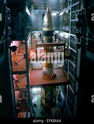 US Air Force Blick auf die MX Peacekeeper interkontinentalen ballistischen Atomrakete montiert im Silo bei Vandenberg Air Force base 23. August 1983 in Vandenberg in Kalifornien. Stockfoto