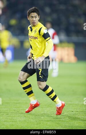 Dortmund, Deutschland. 4. Februar 2015. Shinji Kagawa (Dortmund) Fußball: Deutsche "Bundesliga" match zwischen Borussia Dortmund 0-1 FC Augsburg im Signal Iduna Park in Dortmund, Deutschland. © Mutsu Kawamori/AFLO/Alamy Live-Nachrichten Stockfoto