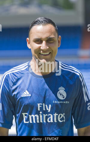 Keylor Navas bei seiner Enthüllung als ein neuer Spieler von Real Madrid im Santaigo Bernabeu Stadion in Madrid, Spanien-Featuring: Keylor Navas wo: Madrid, Spanien: 5. August 2014 Stockfoto