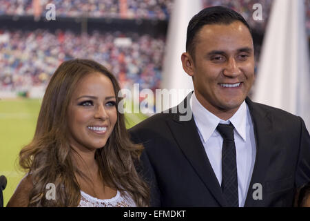 Keylor Navas bei seiner Enthüllung als ein neuer Spieler von Real Madrid im Santaigo Bernabeu Stadion in Madrid, Spanien-Featuring: Keylor Navas wo: Madrid, Spanien: 5. August 2014 Stockfoto