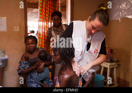 Mamadou M'Baiki Gesundheitszentrum MSF im Stadtteil PK5 in Bangui, Zentralafrikanische Republik, R C A, Afrika Stockfoto