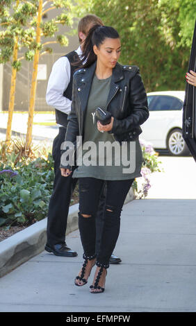 Kim Kardashian geht einkaufen in Topanga Mall Canoga Park mit: Kim Kardashian Where: Canoga Park, Kalifornien, USA bei: 5. August 2014 Stockfoto