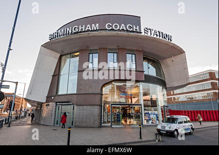 neuer Nationaltrainer express Bus Station Digbeth Birmingham Stockfoto