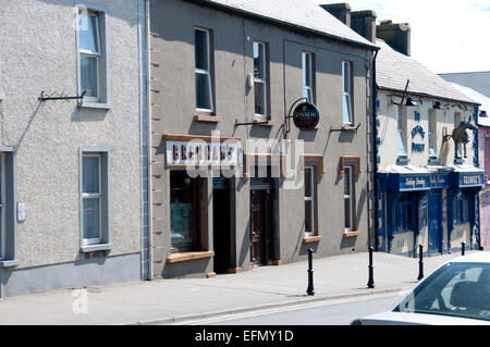 100 Jahre alter Pub in Bundoran Irland Stockfoto