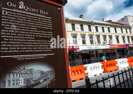 Ein Zeichen erklärt über das Feuer, das in Liverpool st. in Hobart aufgetreten. Stockfoto