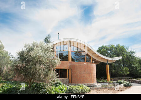 Außenseite des Emiliana Bio Weingut in Casablanca Valley, Chile, Südamerika Stockfoto