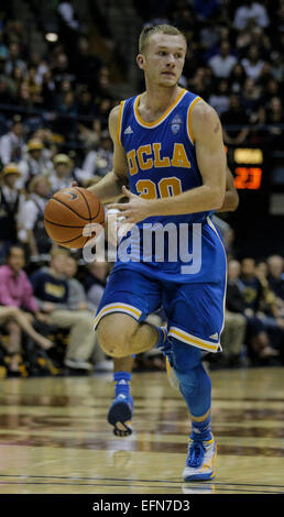 Berkeley CA. 7. Februar 2015. UCLA G # 20 Bryce Alford während der NCAA Männer Basketball-Spiel zwischen den UCLA Bruins und California Golden Bears 62-64 verloren bei der Hass-Pavillon Berkeley Kalifornien Credit: Csm/Alamy Live-Nachrichten Stockfoto