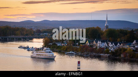 Abend auf dem Ottawa River. Stockfoto