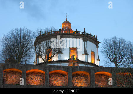 Abend im Augustinerkloster der Serra Do Pilar in Vila Nova De Gaia, Portugal. Stockfoto