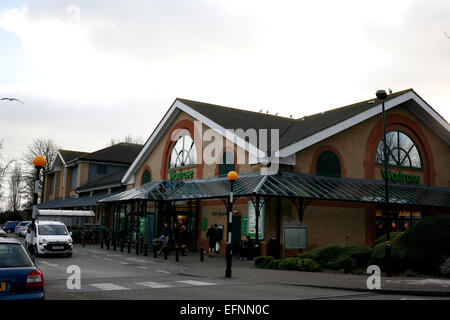 Waitrose Supermarkt-Filiale in der Küstenstadt Kent Stadt von Hythe im Südosten von England uk Februar 2015 Stockfoto