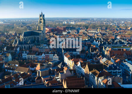 Brugge-Panorama mit St. Salvator Kathedrale von Belfort Tower, Belgien Stockfoto