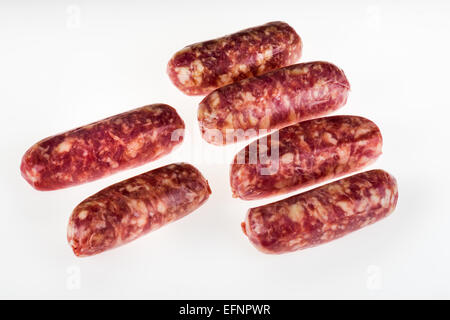 italienischer Rohwurst hergestellt von Wildschwein Schwein Fett, Wurst Fleisch essen feine dünne Fett Fett niedrig cholesterinarm Spezialität Metzger sp Stockfoto