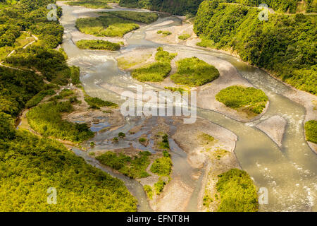 Pastaza River Basin Luftaufnahme aus niedriger Höhe in voller Größe Hubschrauber Stockfoto