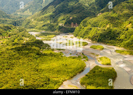 Pastaza River Basin Luftaufnahme aus niedriger Höhe in voller Größe Hubschrauber Stockfoto