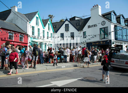 Baltimore Square West Cork Irland während des jährlichen Festivals der Piraten Stockfoto