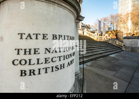 Tate Britain ist die Kunstgalerie der nationalen Sammlung der Kunst in Großbritannien und liegt auf Millbank, London Stockfoto