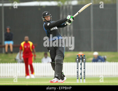 Lincoln, New Zealand. 9. Februar 2015. World Cup warm-up. Martin Guptill von Neuseeland Batting während der ICC Cricket World Cup warm-up-Spiel zwischen Neuseeland V Zimbabwe. Bildnachweis: Aktion Plus Sport/Alamy Live-Nachrichten Stockfoto